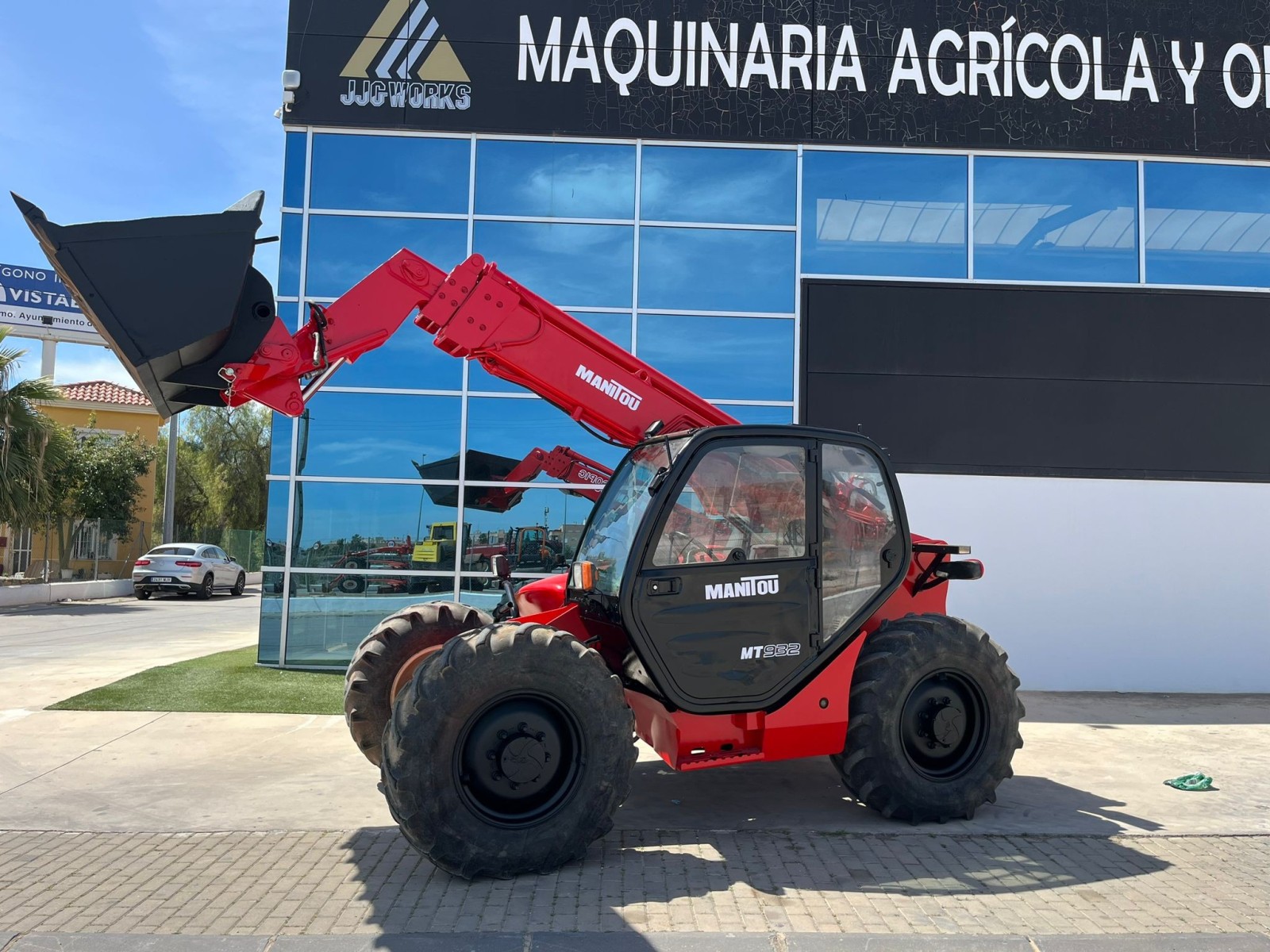 MANIPULADOR TELESCÓPICO MANITOU MT932