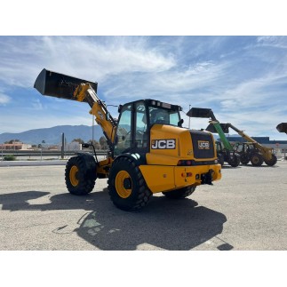 MANIPULADOR TELESCOPICO JCB TM320