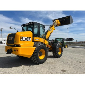 MANIPULADOR TELESCOPICO JCB TM320