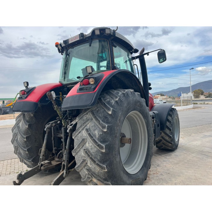 MASSEY FERGUSON 8690