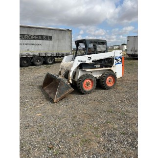 MINI CARGADORA BOBCAT 763