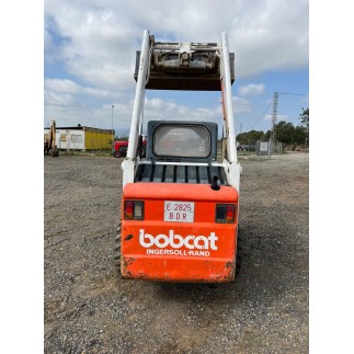 MINI CARGADORA BOBCAT 763