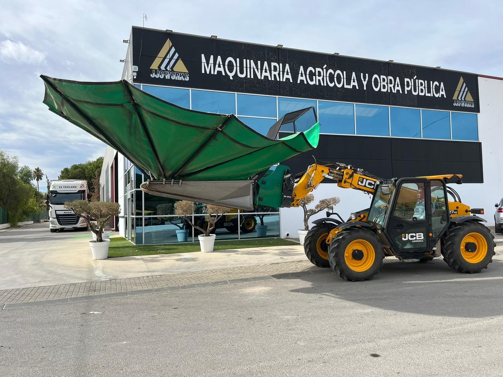 MANIPULADOR TELESCÓPICO JCB 527-58