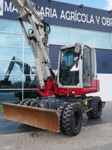 Excavadora Takeuchi TB 295 W - Imagen 6