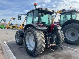 Tractor Massey Ferguson 5711 - Imagen 5