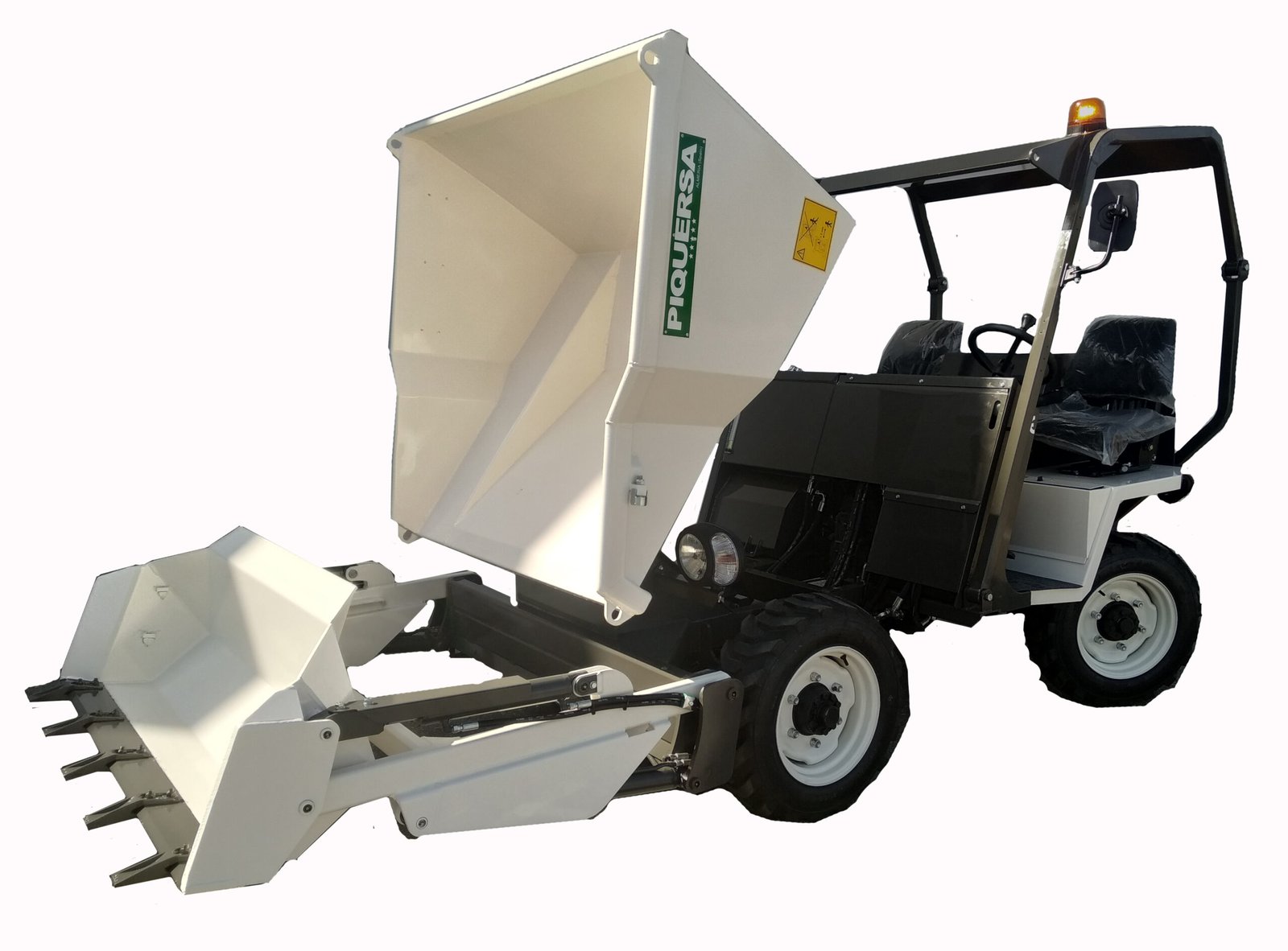 Descubre los dumpers Piquersa serie 2000 con transmisión hidrostática y opciones como descarga giratoria y autocargable. Versatilidad y eficiencia garantizadas.