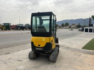 Mini Excavadora Yanmar SV18 - Imagen 5