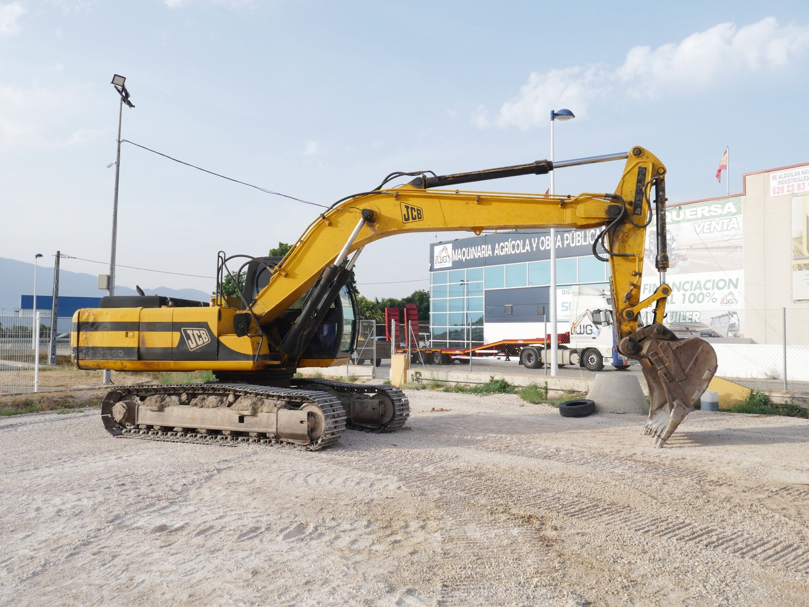 Excavadora de cadenas JCB JS200