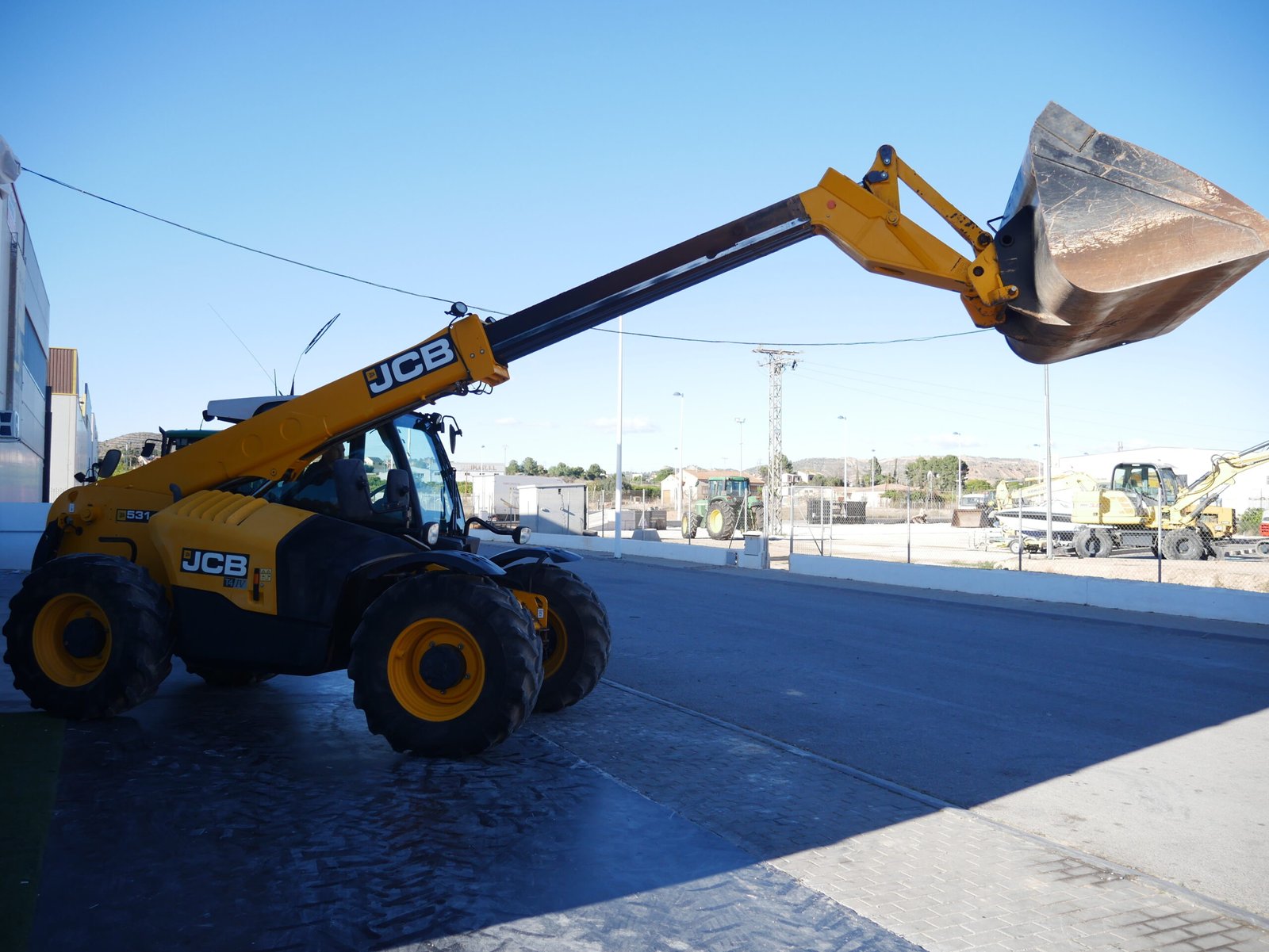 Manipulador telescópico JCB 531-70 Agriplus del 2016 con 6.800 horas