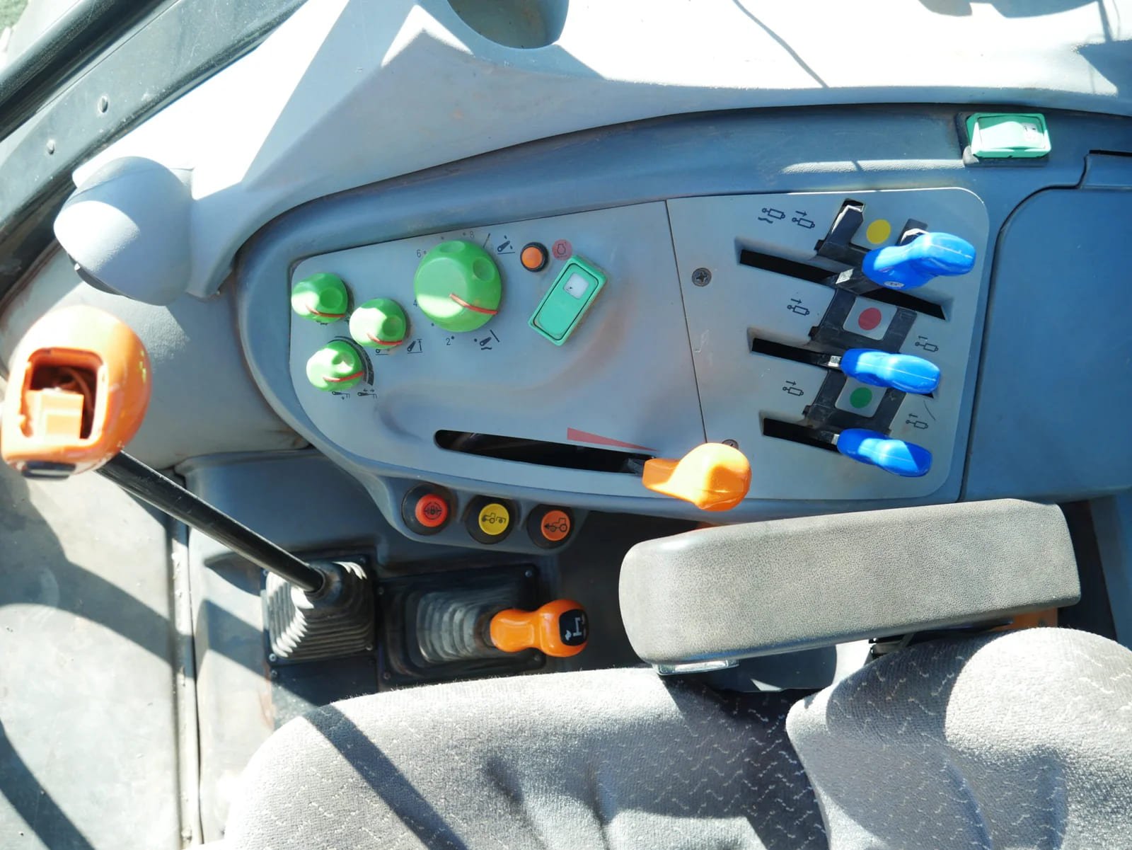 Tractor Deutz-Fahr 5100.4 D- OCasion (6)