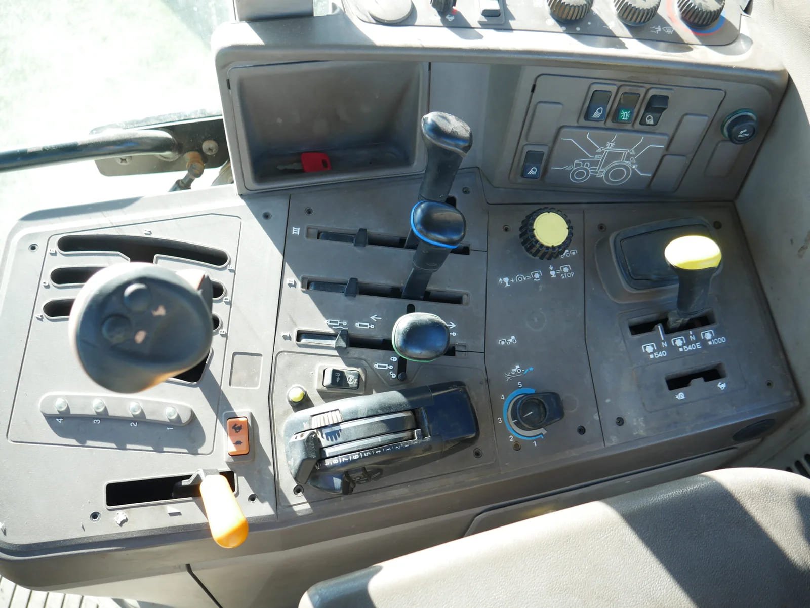 Tractor John Deere 6534- oferta segunda mano (7)