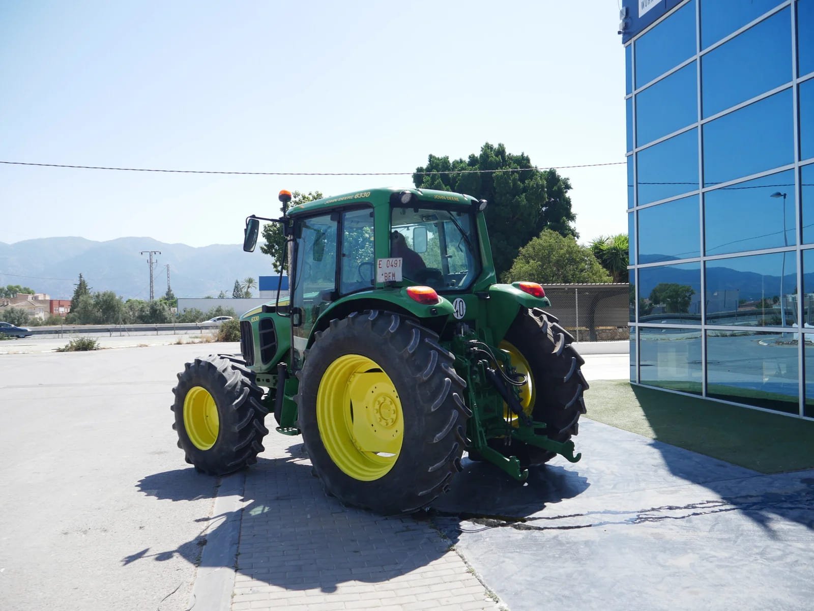 Tractor-John_Deere-6330-Premium (4)