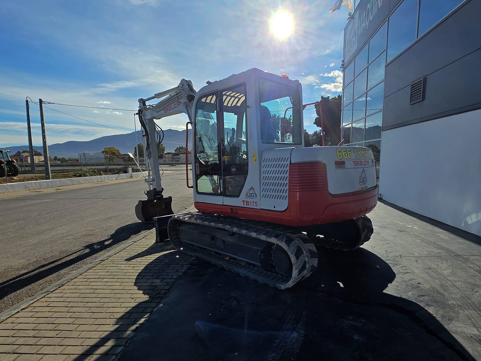 Excavadora de cadenas Takeuchi 7.400 kg