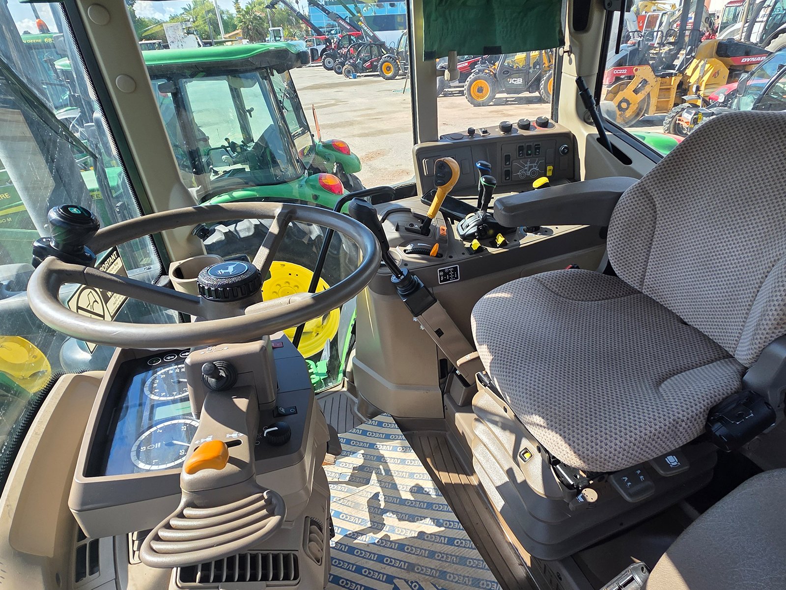 John Deere 6195M maquinaria agrícola segunda mano