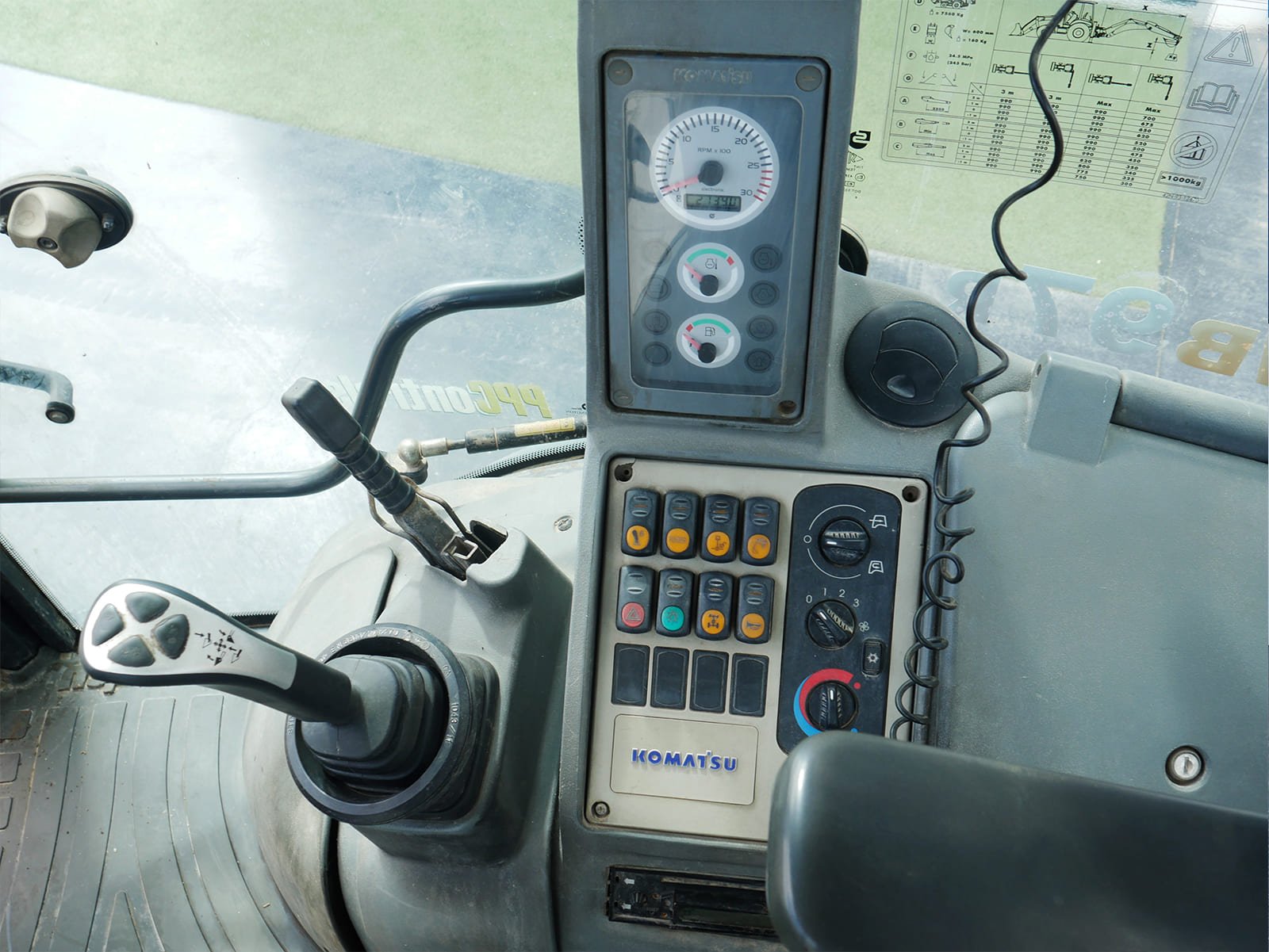 Maquinaria industrial Komatsu WB97R