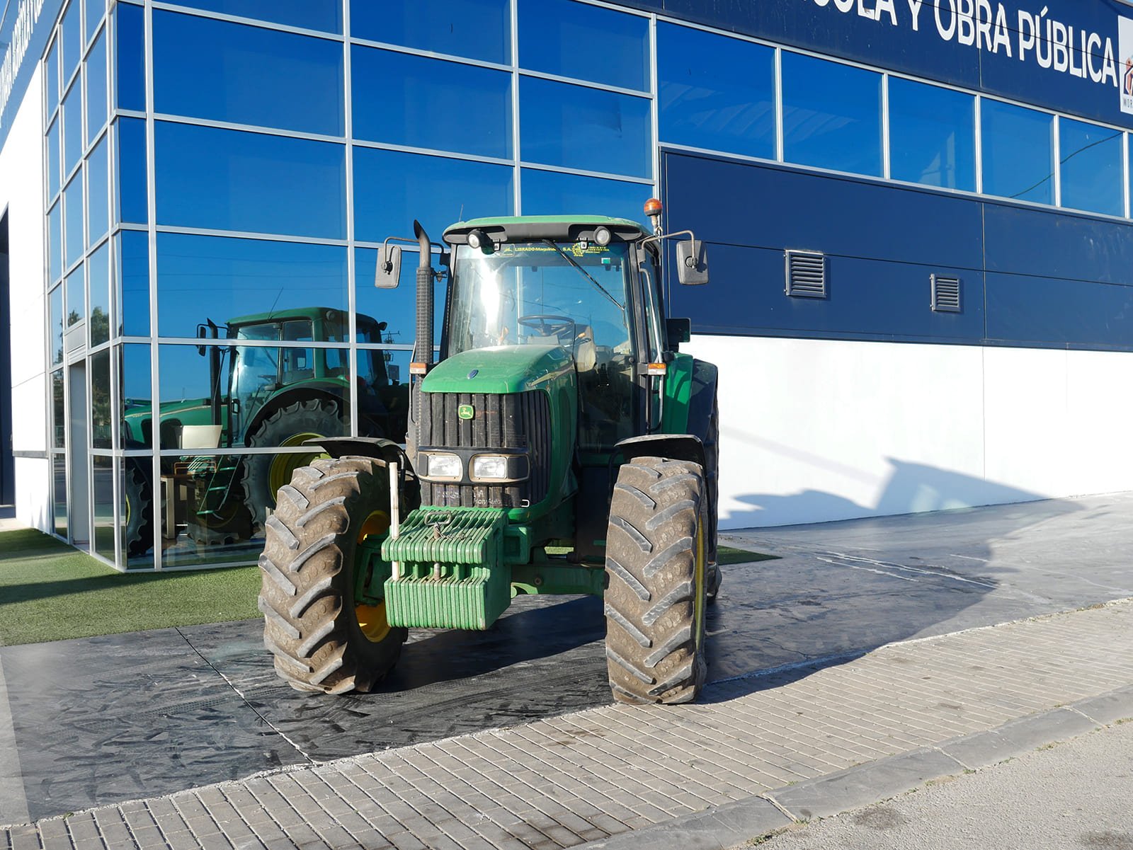 Parte delantera John Deere 6920 2003