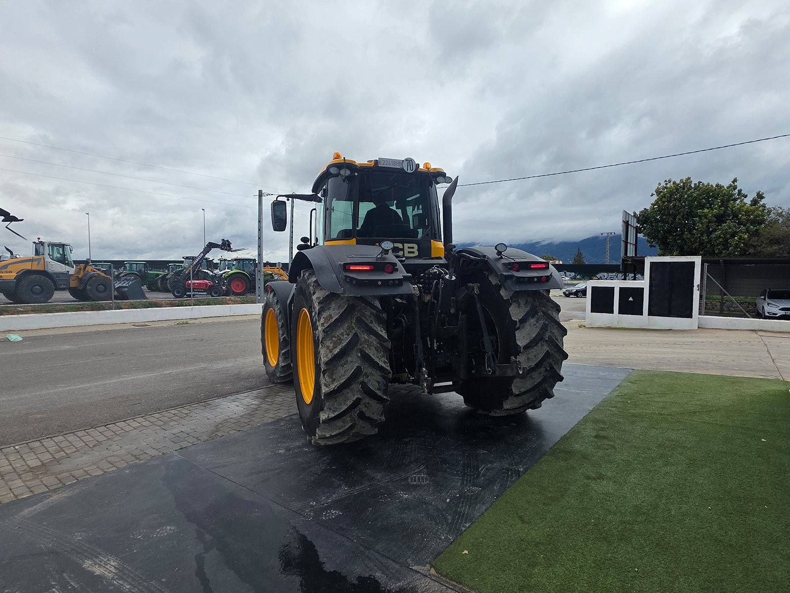 Ruedas agrícolas del tractor JCB Fastrac 8330