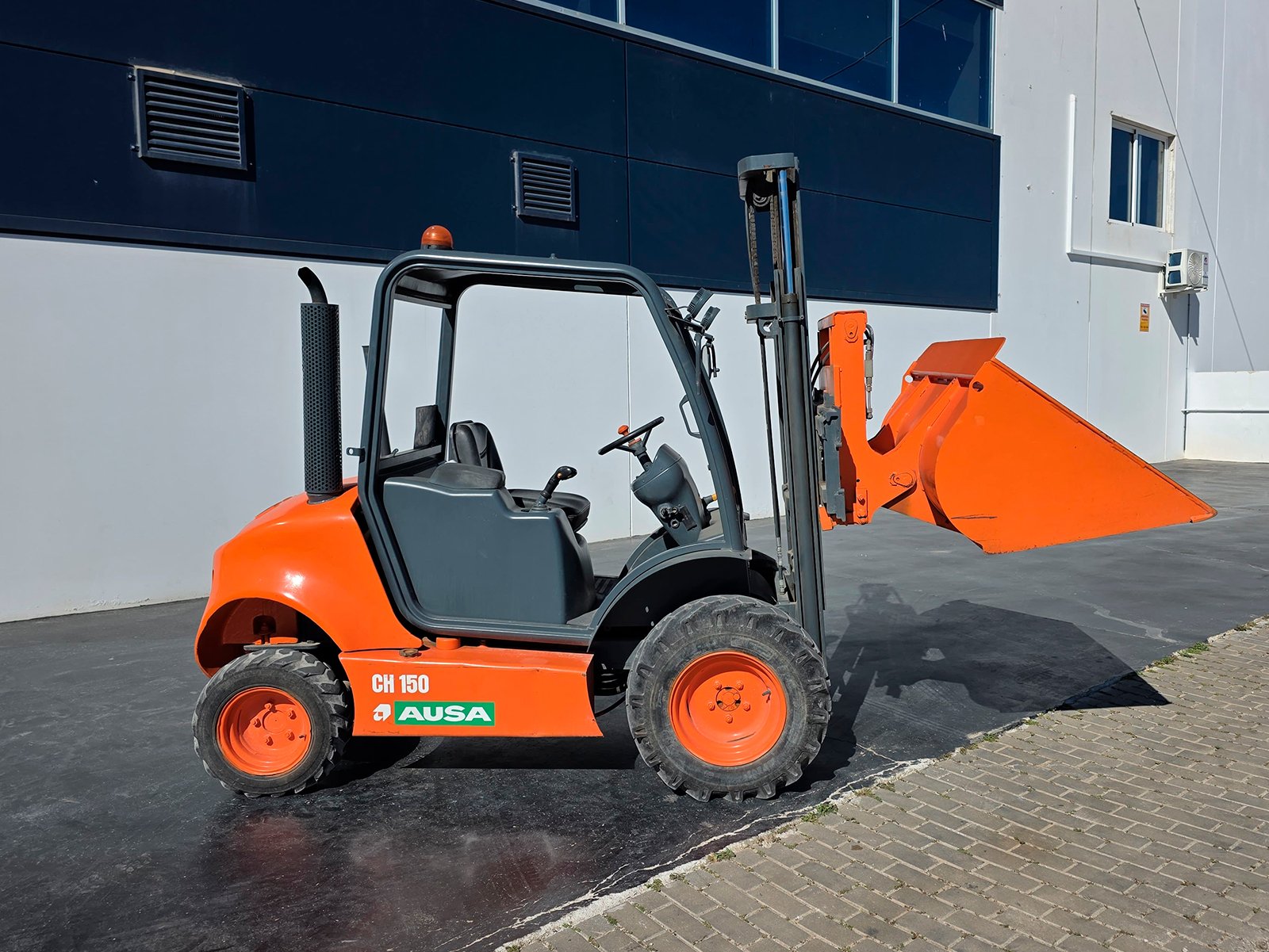 Motor John Deere PowerTech 6.8L Tractor agrícola John Deere 6175M en transporte Sistema hidráulico John Deere 6175M