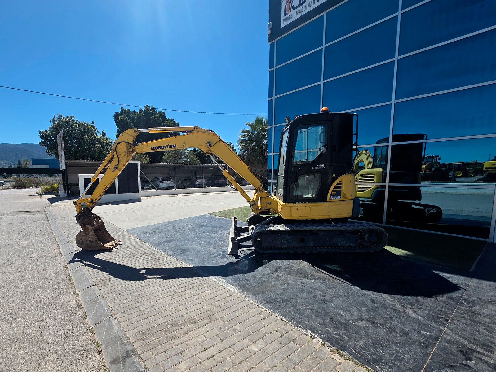 Sistema hidráulico Komatsu PC50MR-2 Komatsu PC50MR-2 en espacio reducido Detalle del motor Komatsu PC50MR-2