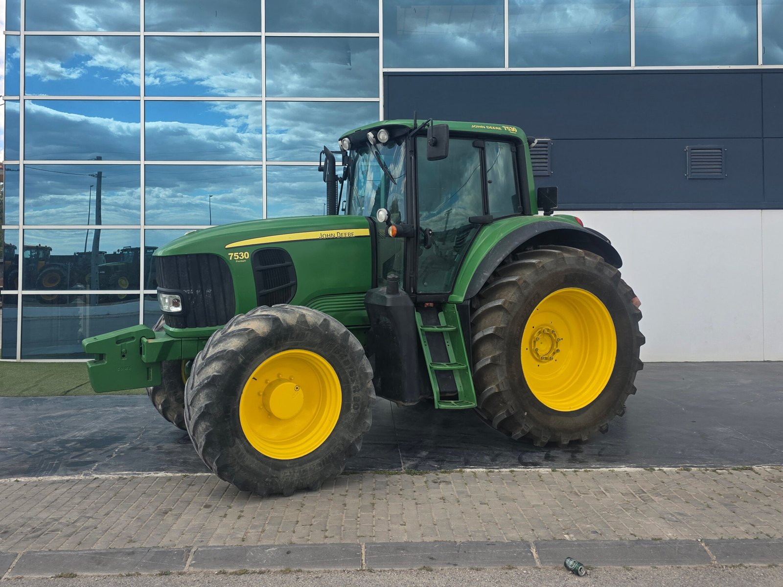Tractor agrícola John Deere 7530 Premium en venta Sistema hidráulico John Deere 7530 Premium Suspensión delantera John Deere 7530 Premium