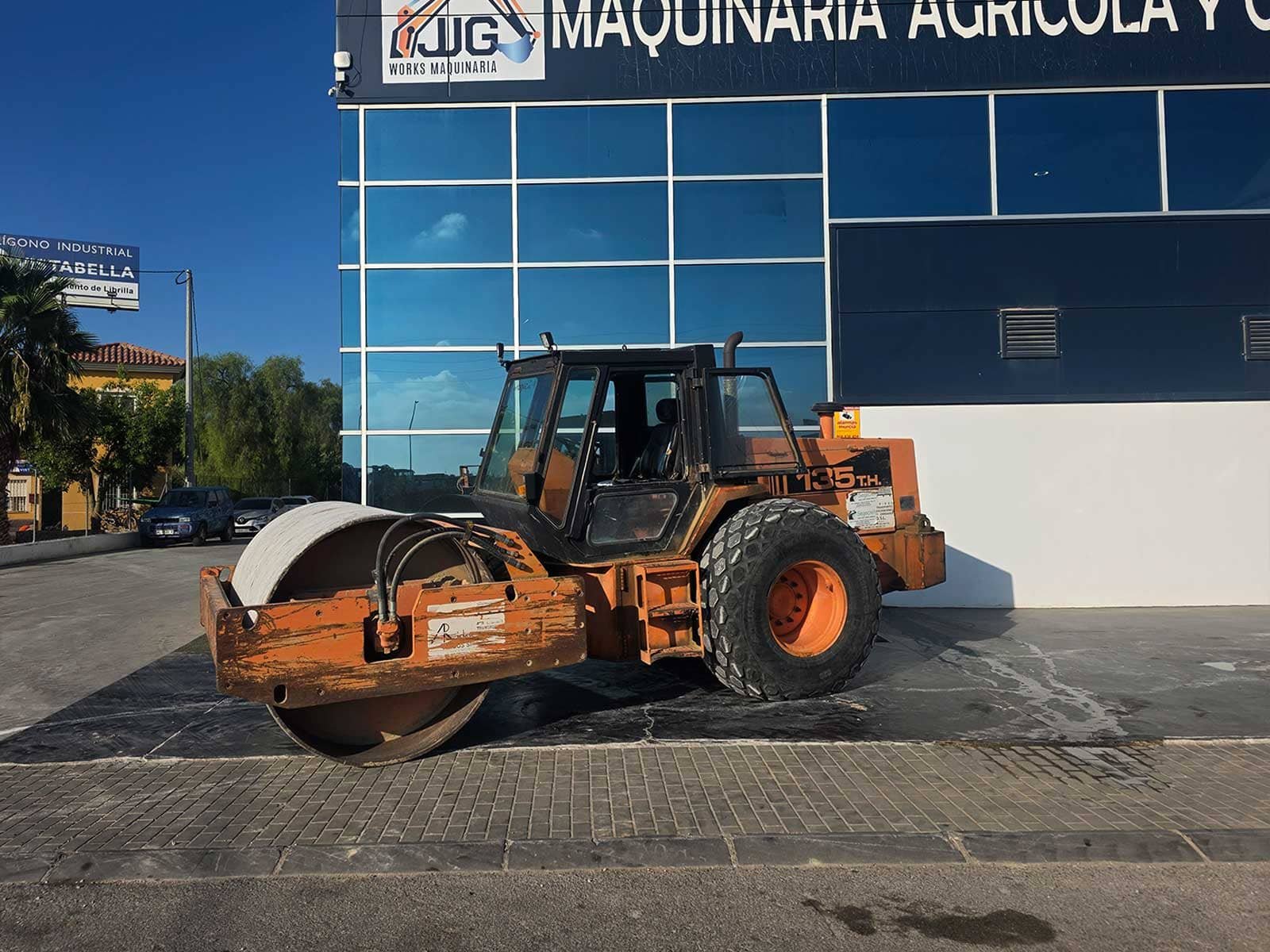 Lebrero 135TH segunda mano Rodillo compactador Lebrero 135TH Lebrero 135TH año 1991 Lebrero 135TH 13 toneladas Lebrero 135TH en venta Lebrero 135TH de ocasión Rodillo Lebrero segunda mano Rodillo compactador Lebrero 13 toneladas