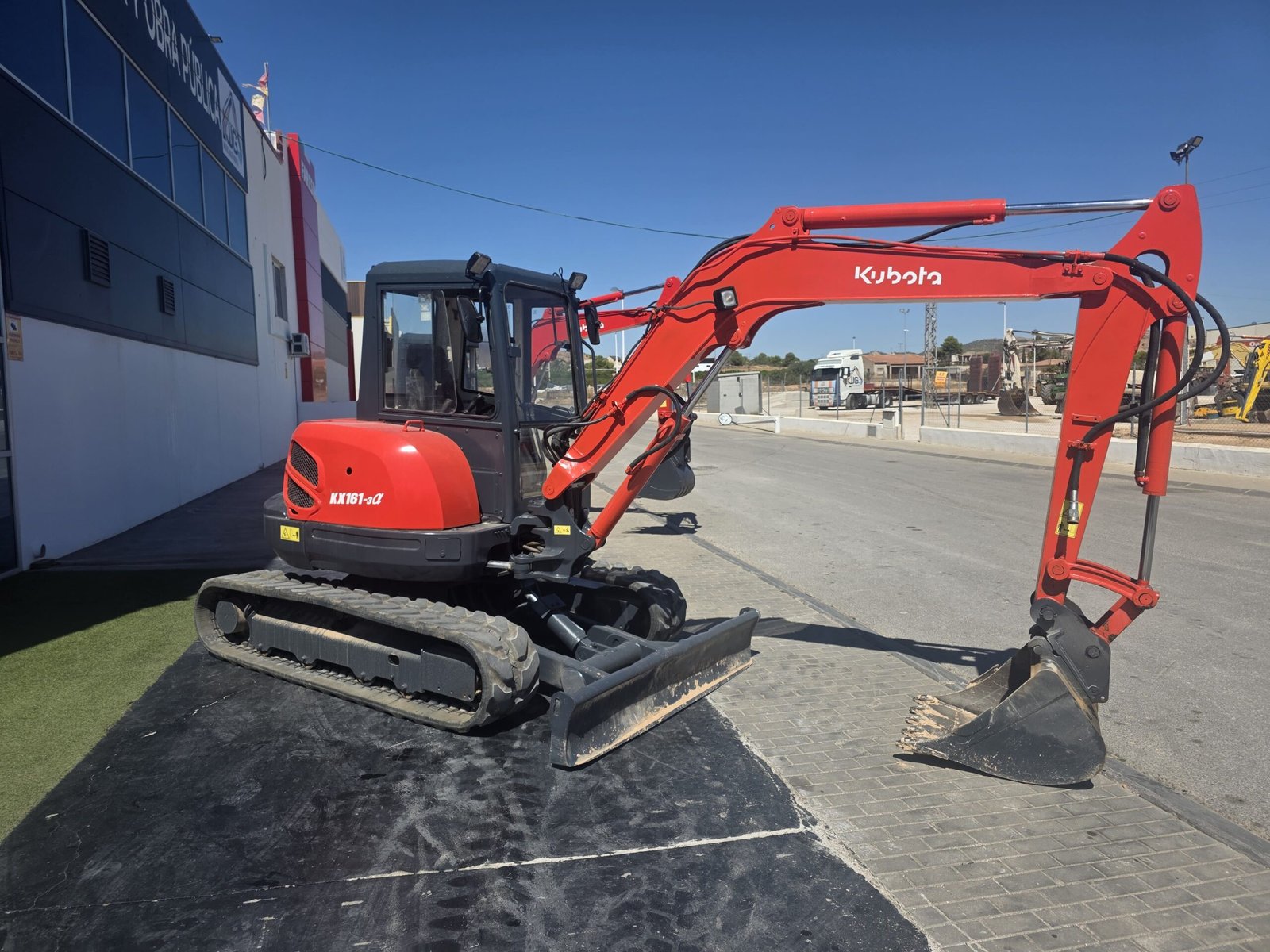 Kubota KX161 instalación martillo Instalación hidráulica martillo Kubota Kubota KX161 hoja bulldozer Hoja bulldozer Kubota KX161 Motor Kubota V2203M