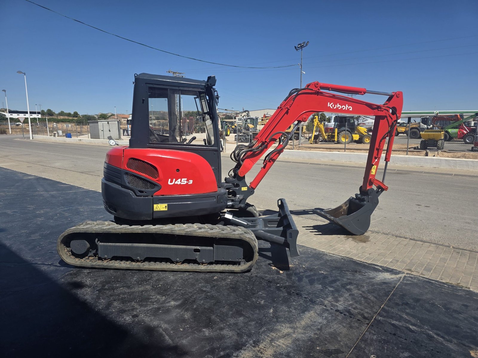 Instalación hidráulica martillo Kubota Kubota U45 con martillo hidráulico Kubota U45 hoja bulldozer Hoja bulldozer Kubota U45 Motor Kubota U45 Cabina Kubota U45 Kubota U45 trabajando