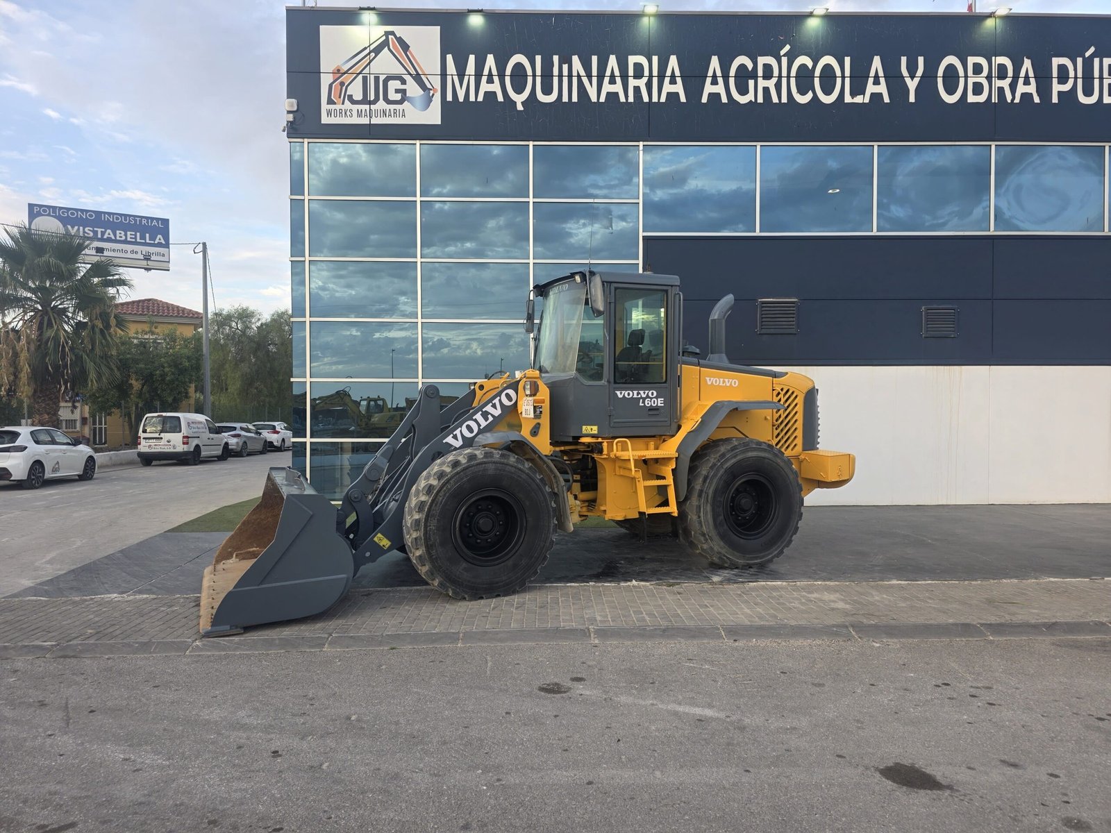 Volvo L60E usada Volvo L60E 2006 pala cargadora Volvo L60E pala Volvo L60E pala cargadora Volvo segunda mano