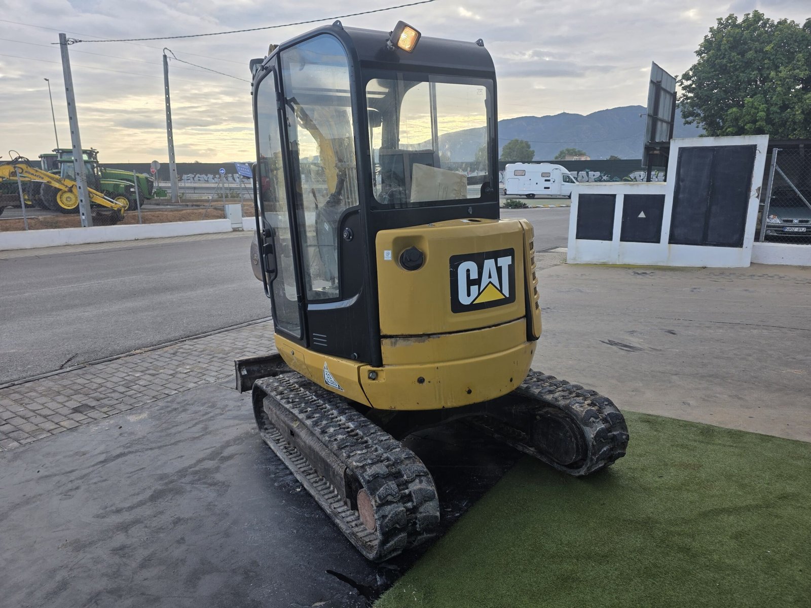 CAT 302.7 segunda mano CAT 302.7 en venta CAT 302.7 precio CAT 302.7 ocasión CAT 302.7 usada CAT 302.7 2014 CAT 302.7 6000 horas Caterpillar 302.7 segunda mano Caterpillar 302.7 precio CAT 302.7D CR segunda mano miniexcavadora CAT 302.7