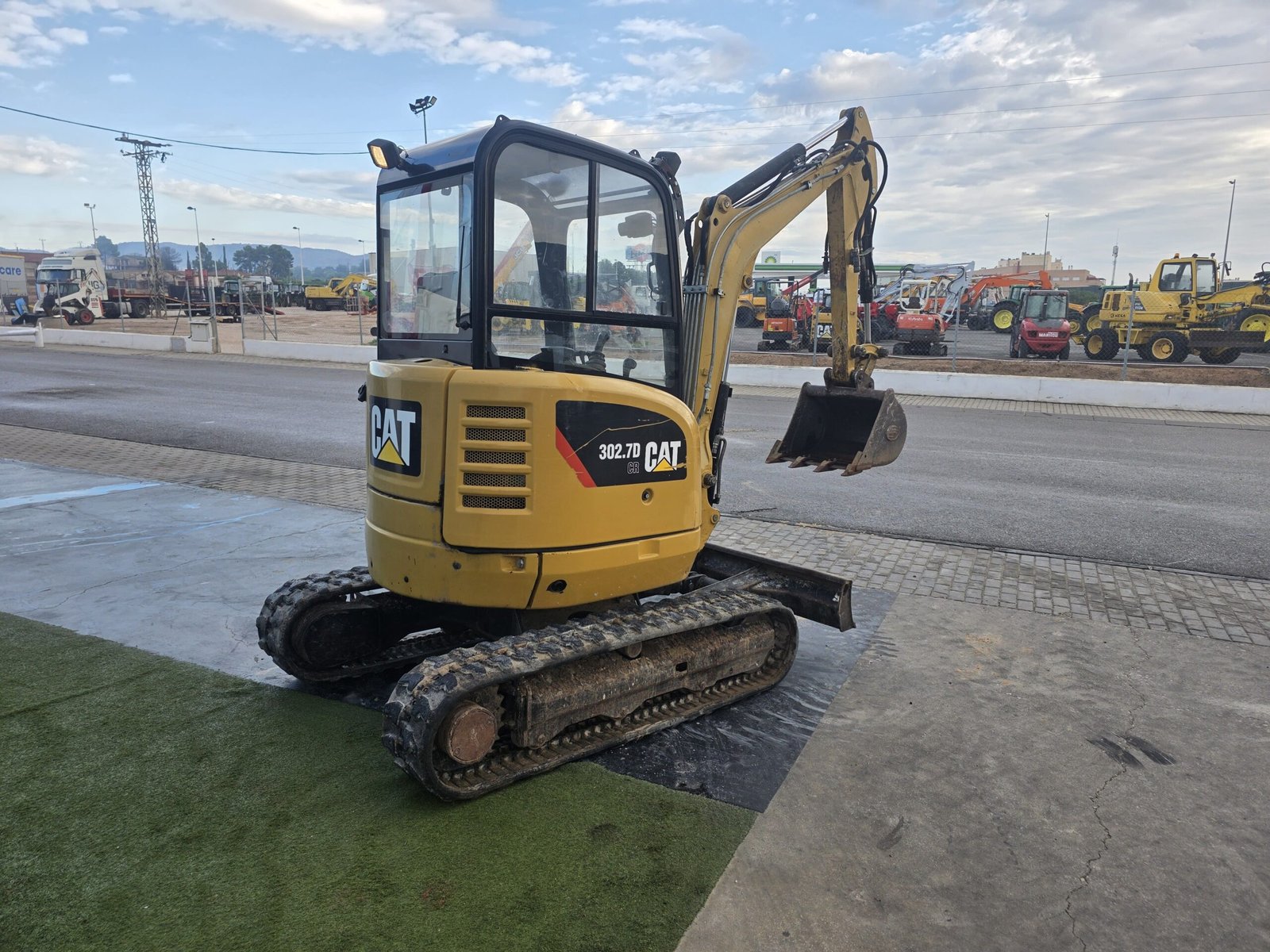 CAT 302.7 segunda mano CAT 302.7 en venta CAT 302.7 precio CAT 302.7 ocasión CAT 302.7 usada CAT 302.7 2014 CAT 302.7 6000 horas Caterpillar 302.7 segunda mano Caterpillar 302.7 precio CAT 302.7D CR segunda mano miniexcavadora CAT 302.7