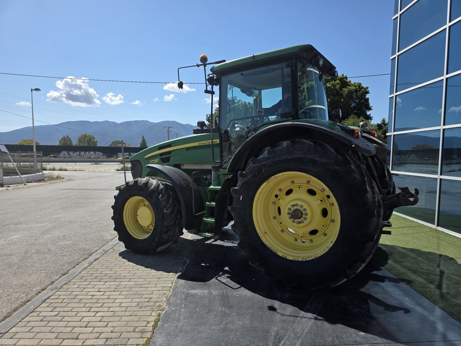 John Deere 7920 laboreo John Deere 7920 con aperos Tractor John Deere alta potencia Tractor agrícola 200 CV segunda mano John Deere Serie 7020 segunda mano John Deere 7920 segunda mano Murcia John Deere 7920 JJG Works Maquinaria